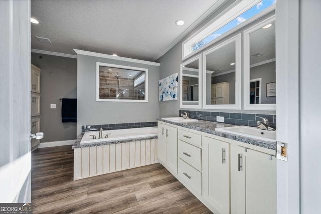 869 Simmons Road, Social Circle, GA 30025