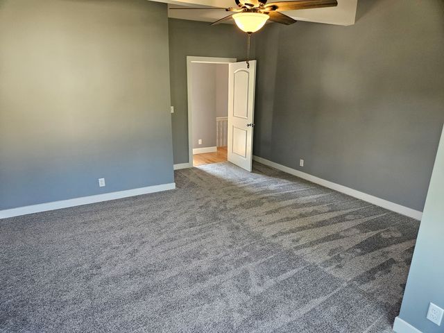 215 E Sale Street, Tuscola, IL 61953