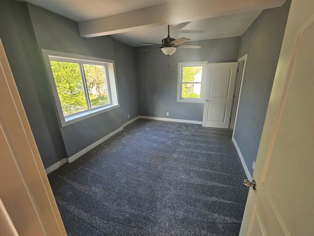 215 E Sale Street, Tuscola, IL 61953