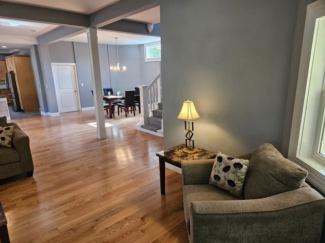 215 E Sale Street, Tuscola, IL 61953