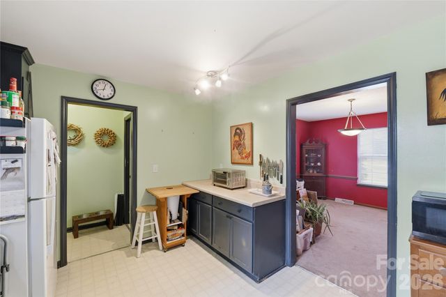 9444 Stately Oak Lane, Mint Hill, NC 28227