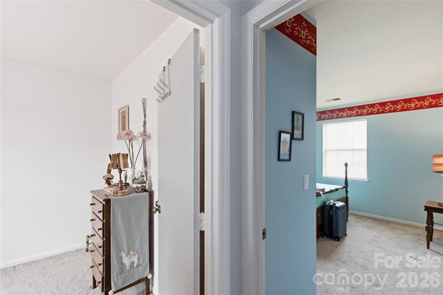 9444 Stately Oak Lane, Mint Hill, NC 28227