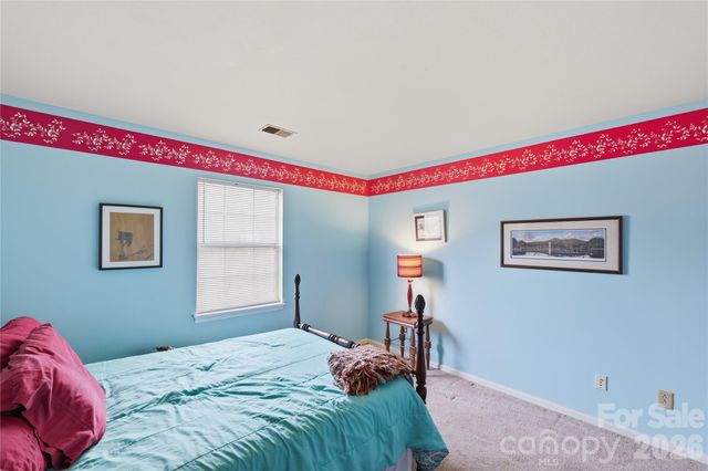 9444 Stately Oak Lane, Mint Hill, NC 28227