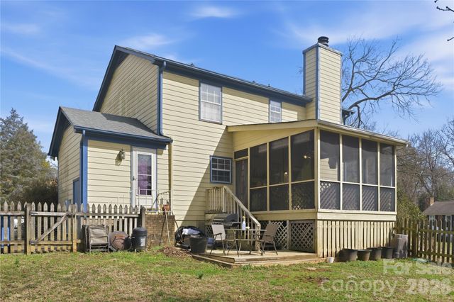 9444 Stately Oak Lane, Mint Hill, NC 28227