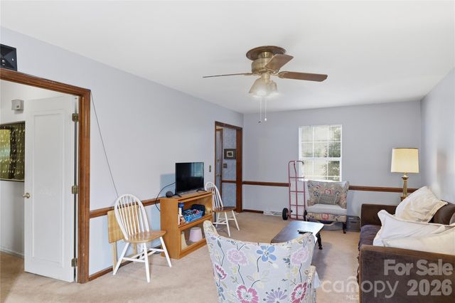 9444 Stately Oak Lane, Mint Hill, NC 28227