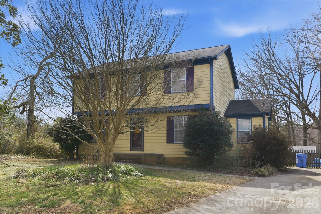 9444 Stately Oak Lane, Mint Hill, NC 28227