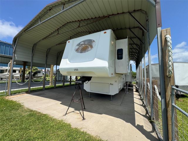 153 N Mae Circle, Crystal Beach, TX 77650