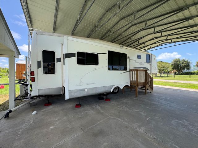 153 N Mae Circle, Crystal Beach, TX 77650