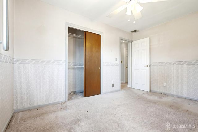 131 Walnut Avenue, Clark, NJ 07066