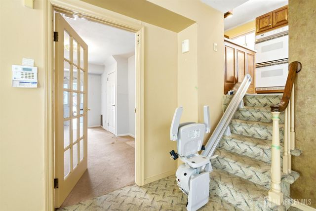 131 Walnut Avenue, Clark, NJ 07066