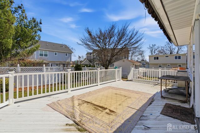 131 Walnut Avenue, Clark, NJ 07066