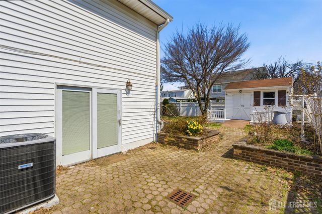 131 Walnut Avenue, Clark, NJ 07066