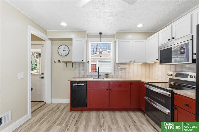 3473 S 14th Street, Omaha, NE 68108