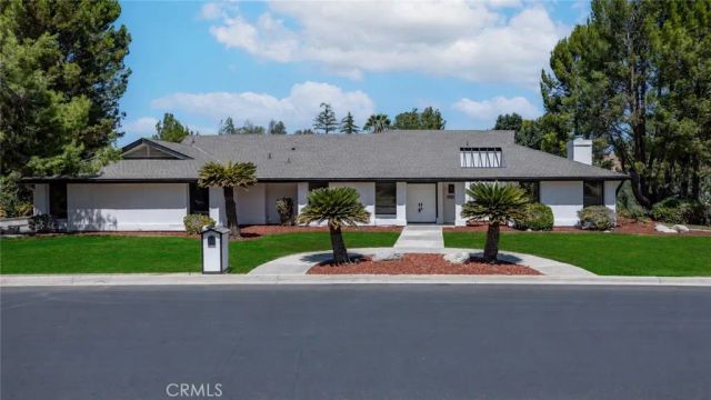 12320 Cattle King Drive, Bakersfield, CA 93306