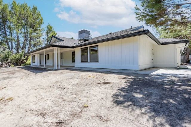 12320 Cattle King Drive, Bakersfield, CA 93306