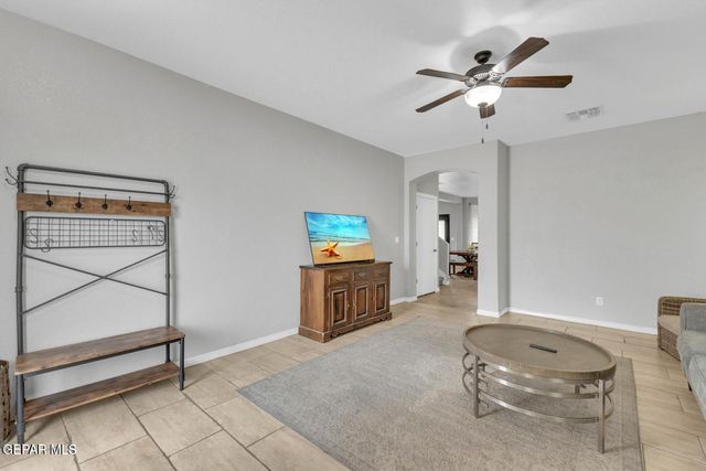 408 Bellwoode Avenue, El Paso, TX 79932