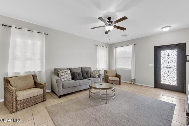 408 Bellwoode Avenue, El Paso, TX 79932