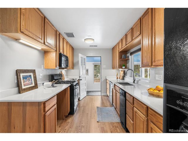 2380 Garrison St, Lakewood, CO 80215