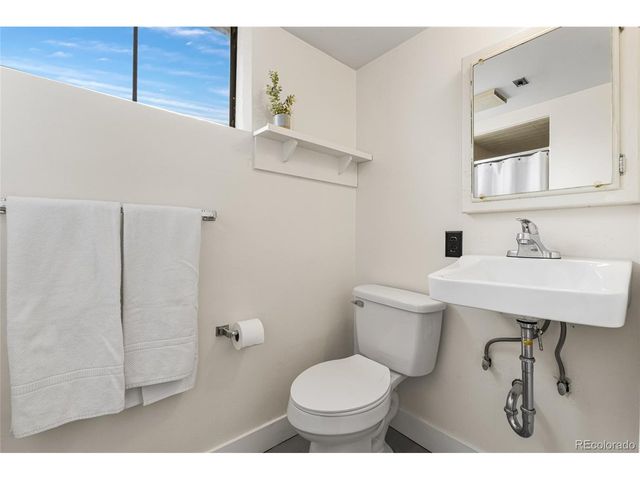 2380 Garrison St, Lakewood, CO 80215