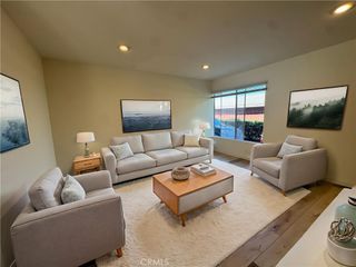 7892 Newman Avenue, Huntington Beach, CA 92647