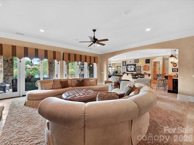14633 Rudolph Dadey Drive, Charlotte, NC 28277