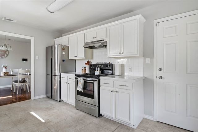 1526 Melbourne Dr, Corpus Christi, TX 78415