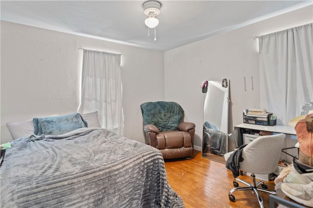 1526 Melbourne Dr, Corpus Christi, TX 78415