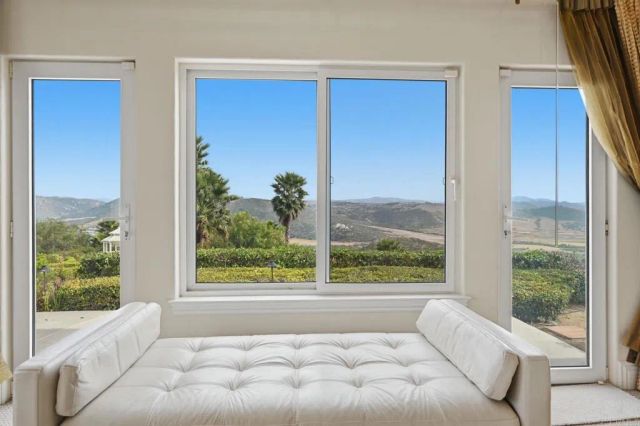 3611 Monserate Hill Court, Fallbrook, CA 92028