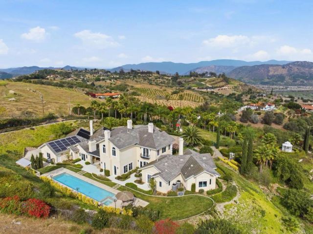 3611 Monserate Hill Court, Fallbrook, CA 92028