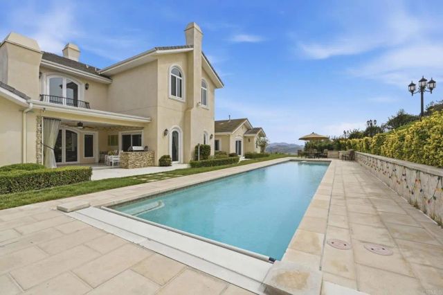 3611 Monserate Hill Court, Fallbrook, CA 92028