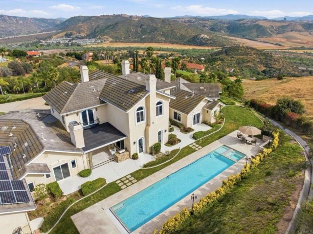 3611 Monserate Hill Court, Fallbrook, CA 92028