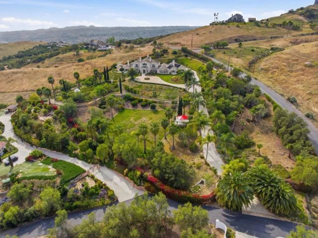 3611 Monserate Hill Court, Fallbrook, CA 92028