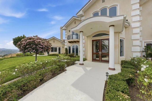 3611 Monserate Hill Court, Fallbrook, CA 92028