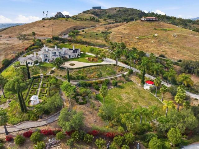 3611 Monserate Hill Court, Fallbrook, CA 92028