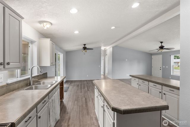 18933 SW Prairie Street, Rochester, WA 98579