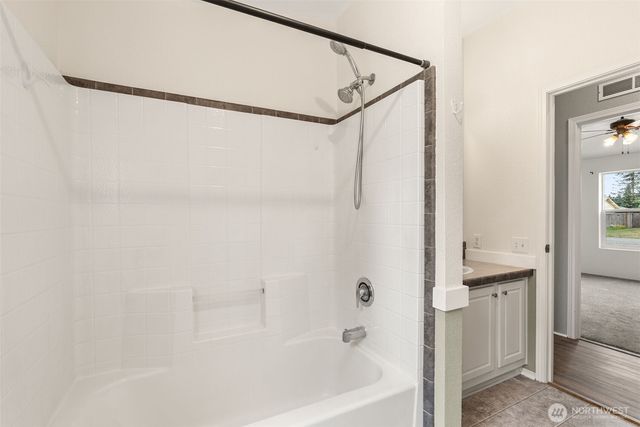 18933 SW Prairie Street, Rochester, WA 98579