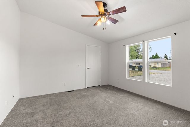 18933 SW Prairie Street, Rochester, WA 98579