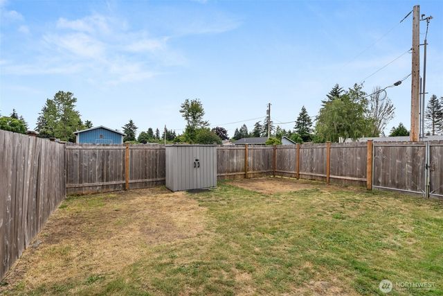 18933 SW Prairie Street, Rochester, WA 98579