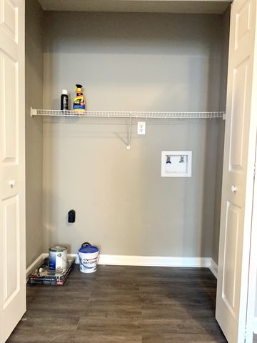 604 Cory Dr Apt B, Clarksville, TN 37040