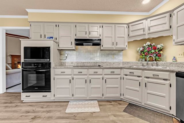 3889 OAK TRACE CV, Bartlett, TN 38135