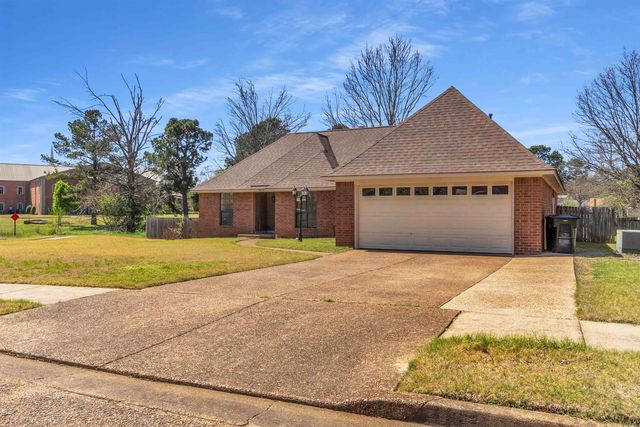 3889 OAK TRACE CV, Bartlett, TN 38135