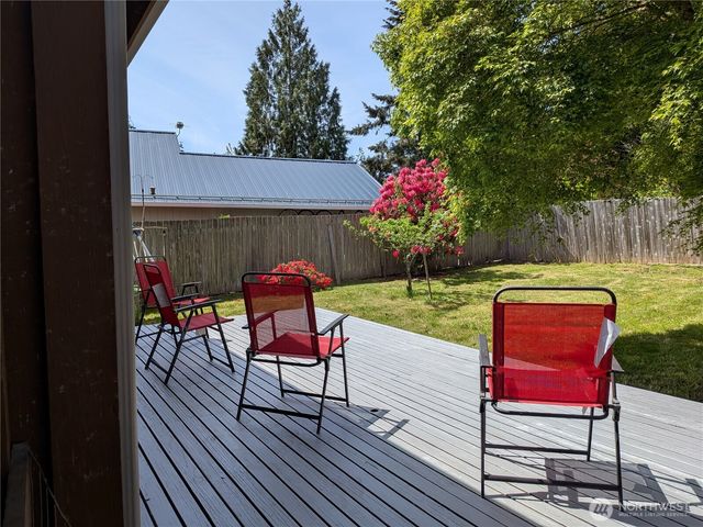 9923 Overlook Drive NW, Olympia, WA 98502