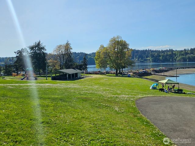 9923 Overlook Drive NW, Olympia, WA 98502
