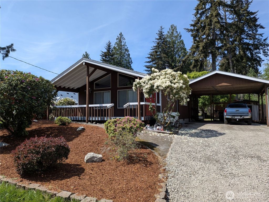 9923 Overlook Drive NW, Olympia, WA 98502