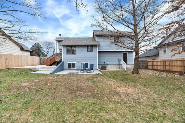 501 E Tall Tree Rd, Derby, KS 67037