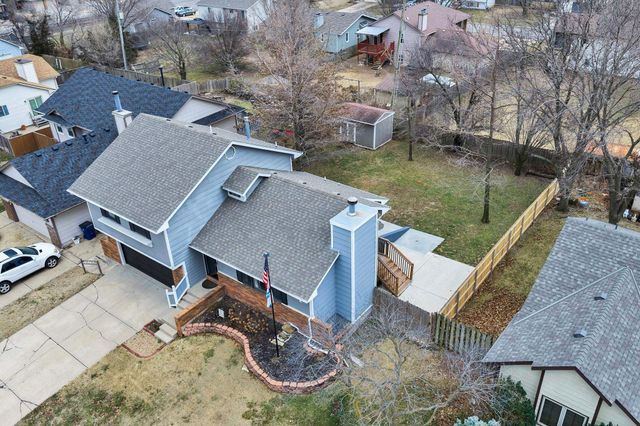 501 E Tall Tree Rd, Derby, KS 67037