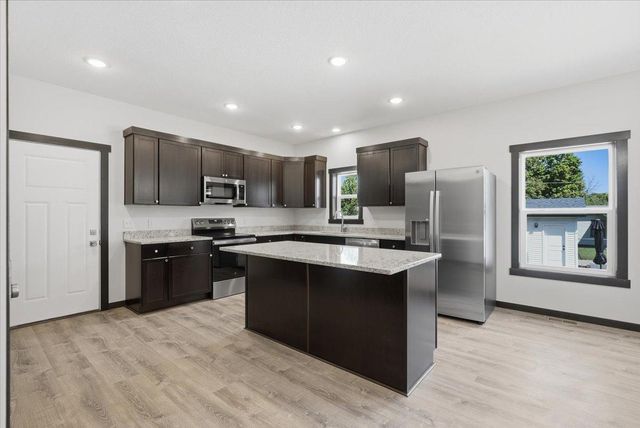537 N Pearl Street, River Falls, WI 54022