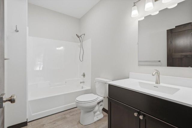 537 N Pearl Street, River Falls, WI 54022