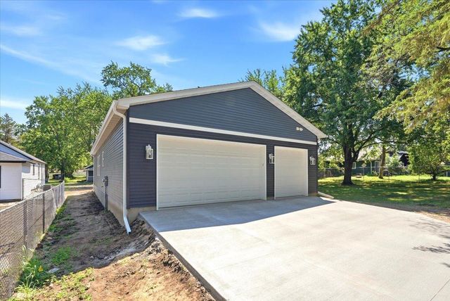 537 N Pearl Street, River Falls, WI 54022
