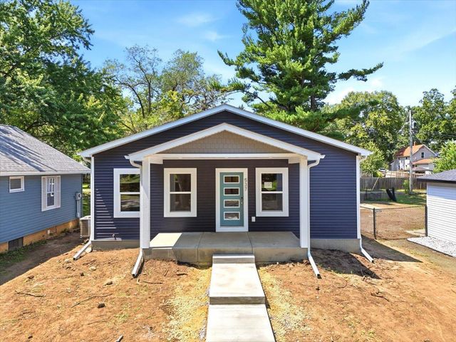 537 N Pearl Street, River Falls, WI 54022